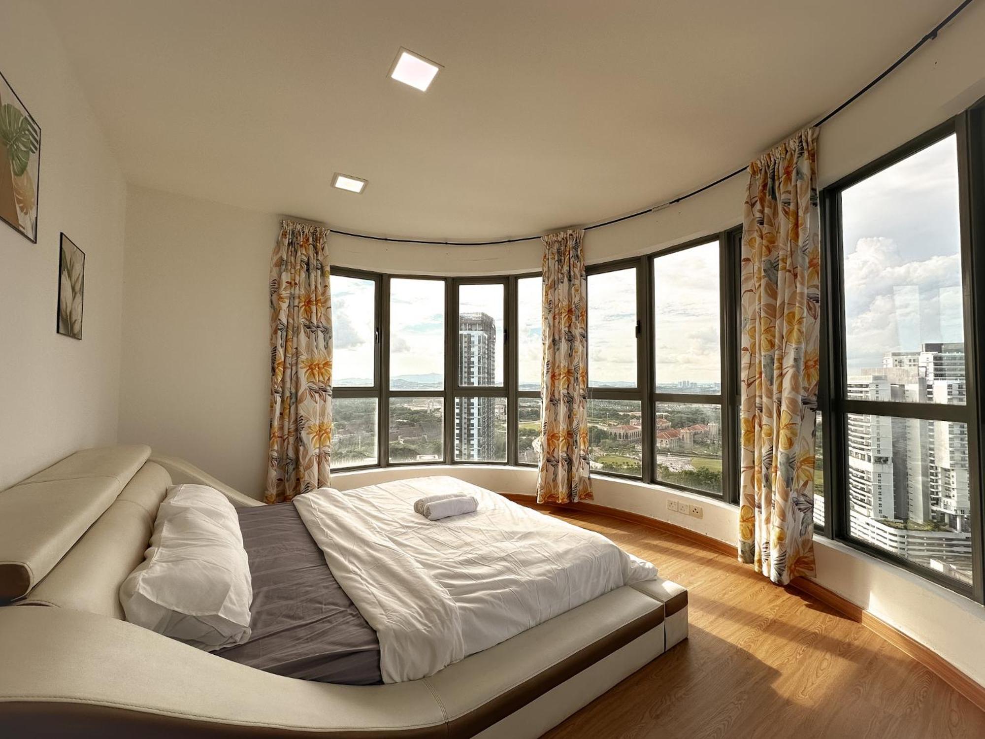 Teega Suites Puteriharbour By Wp Homestay Джохор-Бару Экстерьер фото