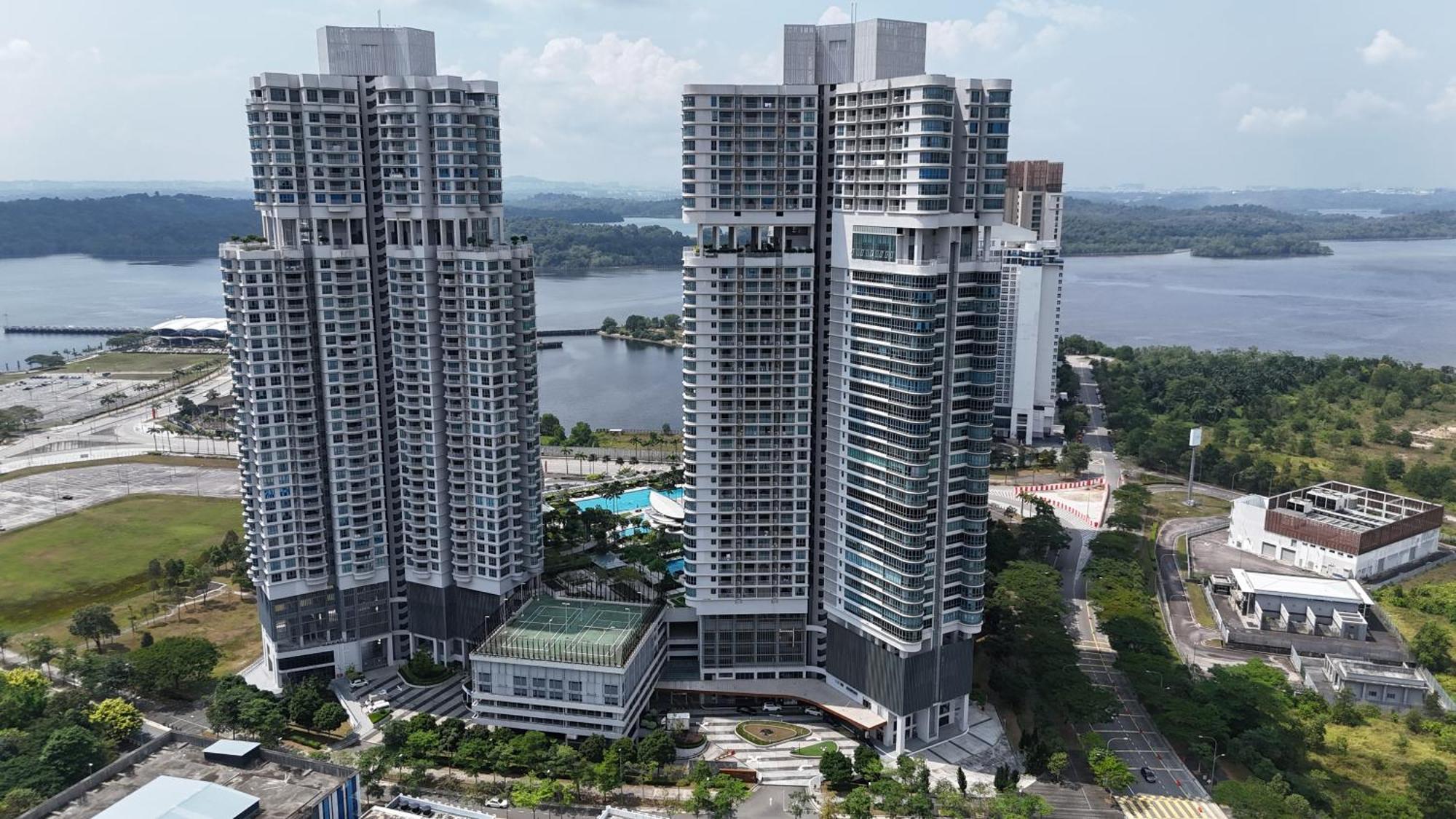 Teega Suites Puteriharbour By Wp Homestay Джохор-Бару Экстерьер фото