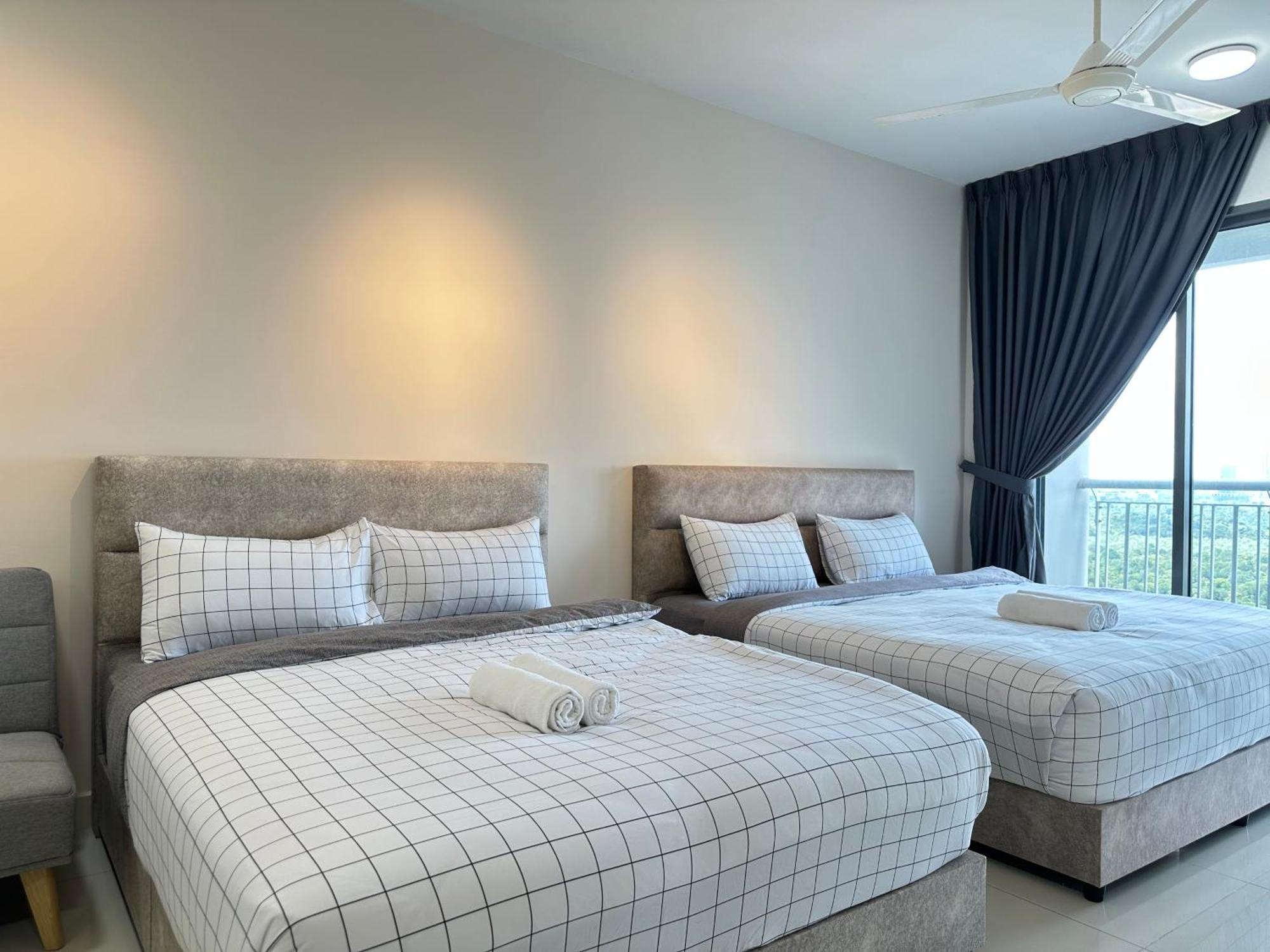 Teega Suites Puteriharbour By Wp Homestay Джохор-Бару Номер фото